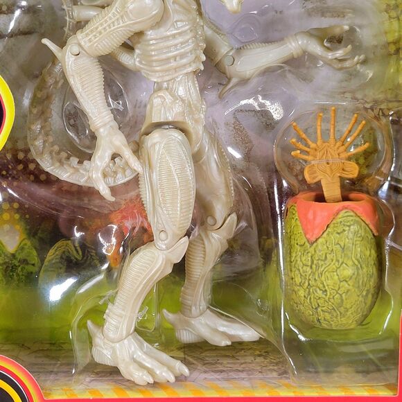 Lanard Alien Special Edition Xenomorph Drone Xeno 7" Egg Pod and Facehugger New - Picture 6 of 6